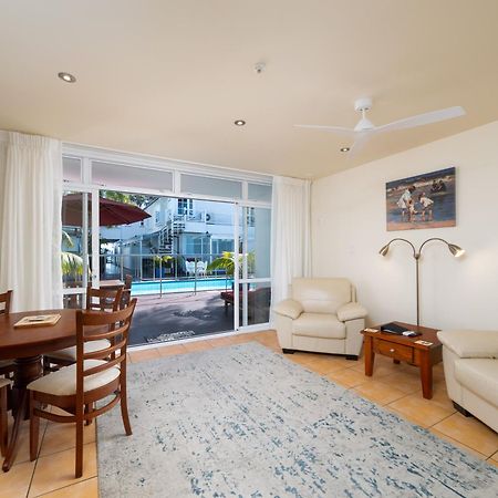 ראסל Commodores Lodge מראה חיצוני תמונה