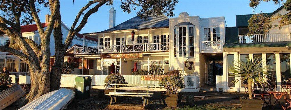 ראסל Commodores Lodge מראה חיצוני תמונה