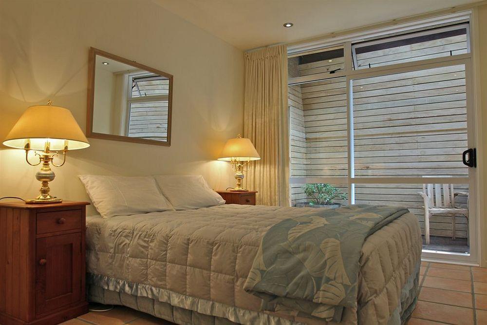 ראסל Commodores Lodge מראה חיצוני תמונה
